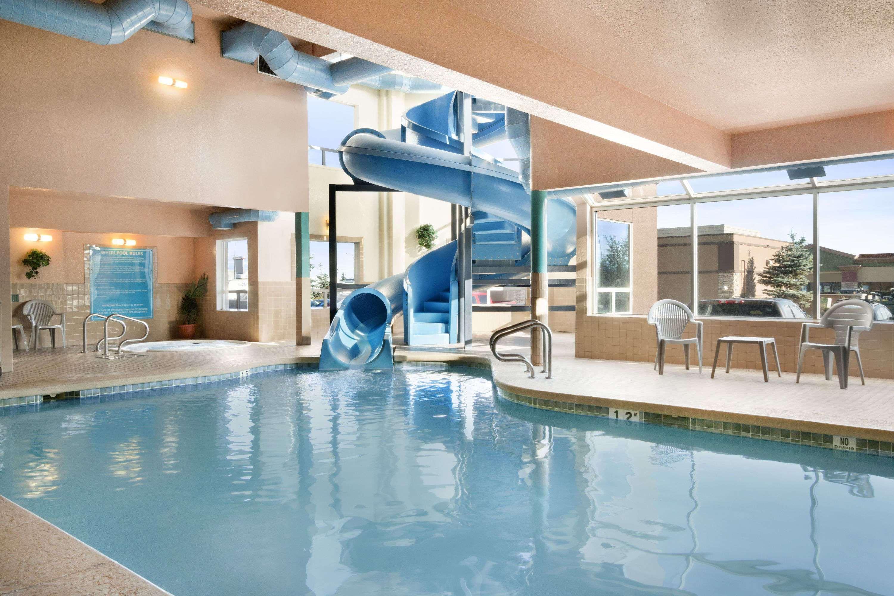 Days Inn By Wyndham Calgary Airport Esterno foto