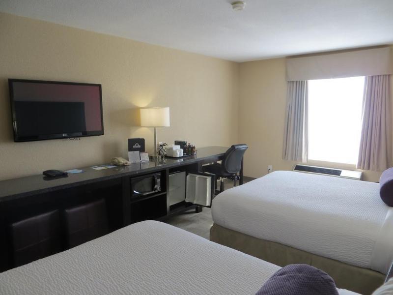 Days Inn By Wyndham Calgary Airport Esterno foto